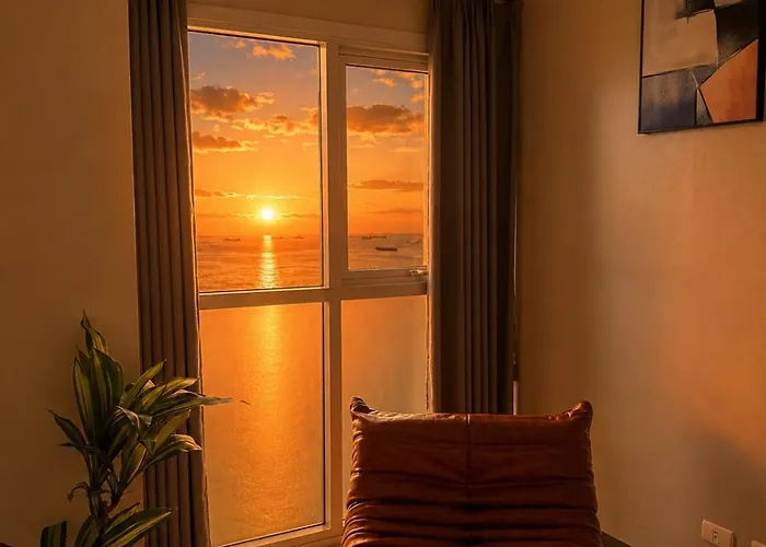 Sunset By The Bay, Modern 3br Near Okada, Moa & Naia *