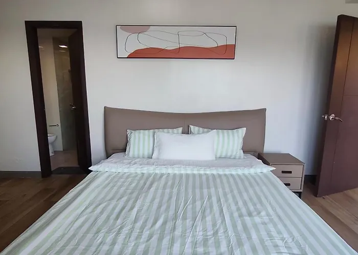Sunset By The Bay, Modern 3br Near Okada, Moa & Naia