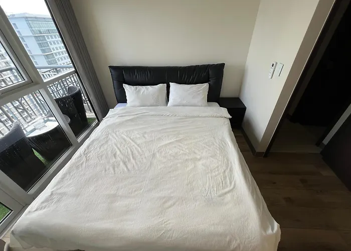 Sunset By The Bay, Modern 3br Near Okada, Moa & Naia *
